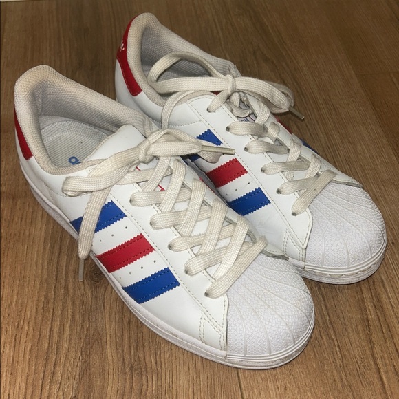 adidas Shoes - Adidas Americana vs. Superstar ‘USA’ Sneaker Women’s size 6.5